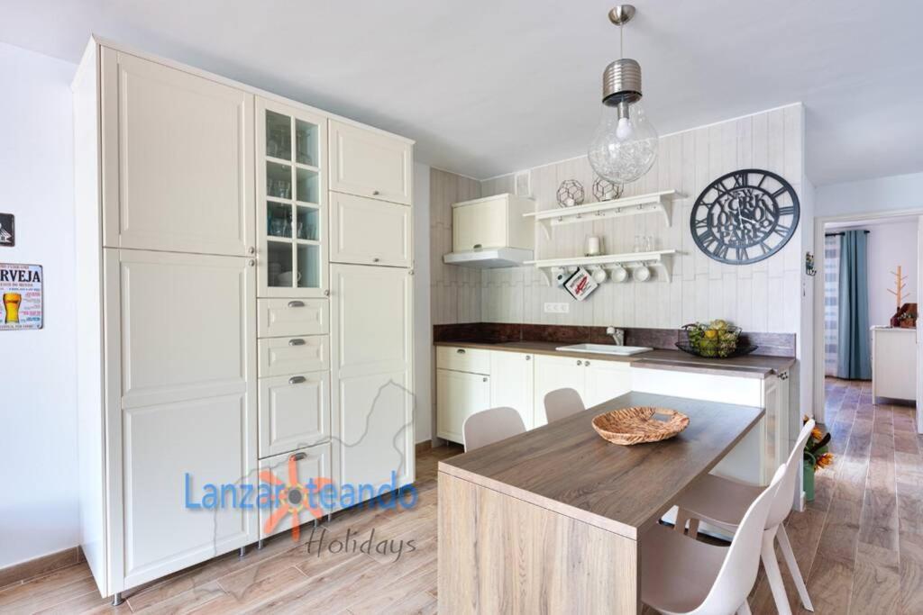 Vivienda Vacacional Cactus Costa Teguise Εξωτερικό φωτογραφία
